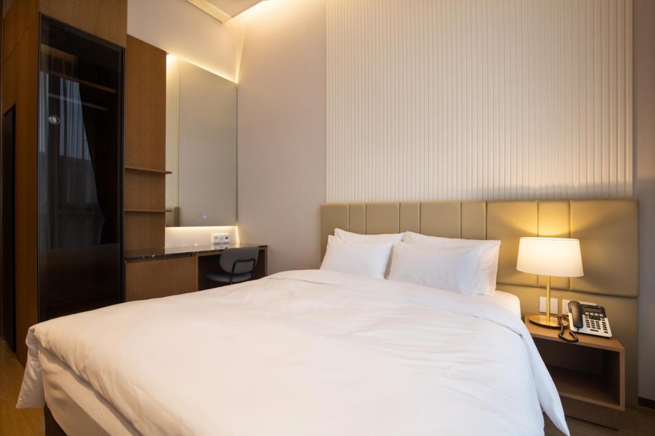 Jeonju Tourist Hotel Kkotsim ภายนอก รูปภาพ