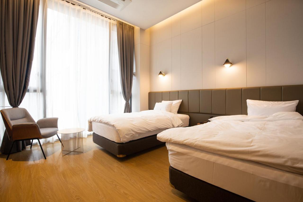 Jeonju Tourist Hotel Kkotsim ภายนอก รูปภาพ