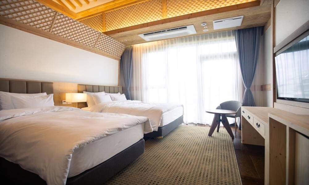 Jeonju Tourist Hotel Kkotsim ภายนอก รูปภาพ